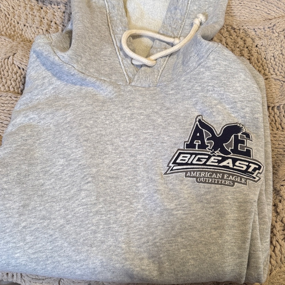 LIMITED EDITION 🥳American Eagle Outfitters Light Gray BIG EAST Hoodie